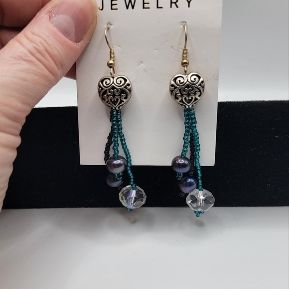 New Heart Beaded Earrings - Picture 1 of 3